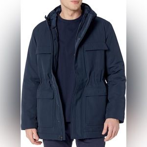 Amzn Essentials Mens Relaxed-Fit Water Repellent Recycled Polyester Hooded Parka